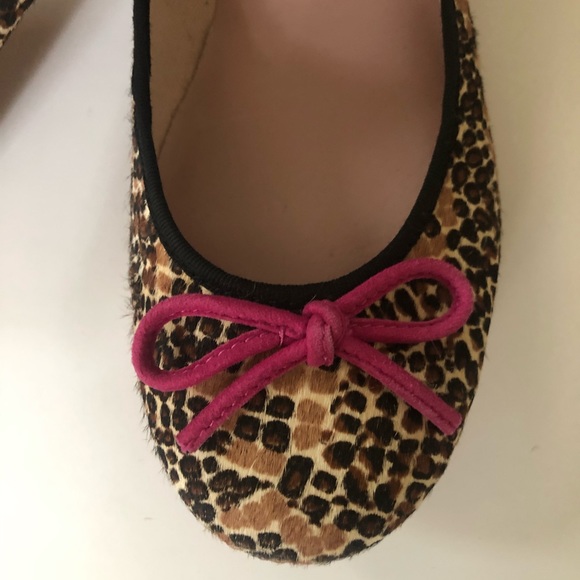 SOLD [Steve Madden] “Mitzie” Beige Print Flats Sz 8M - Picture 5 of 9